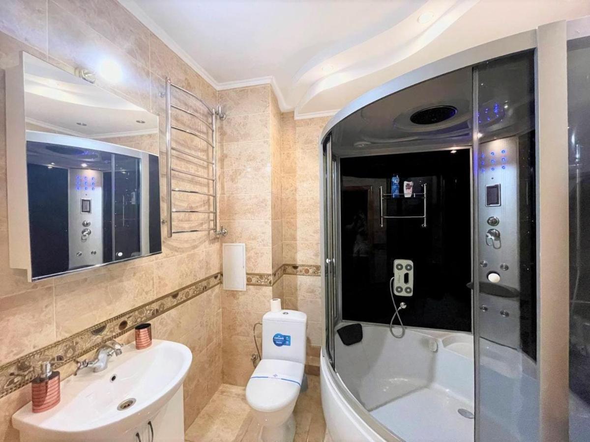 Luxcityapart On Olievskaya Kiew Exterior foto