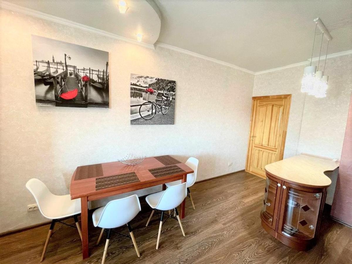 Luxcityapart On Olievskaya Kiew Exterior foto